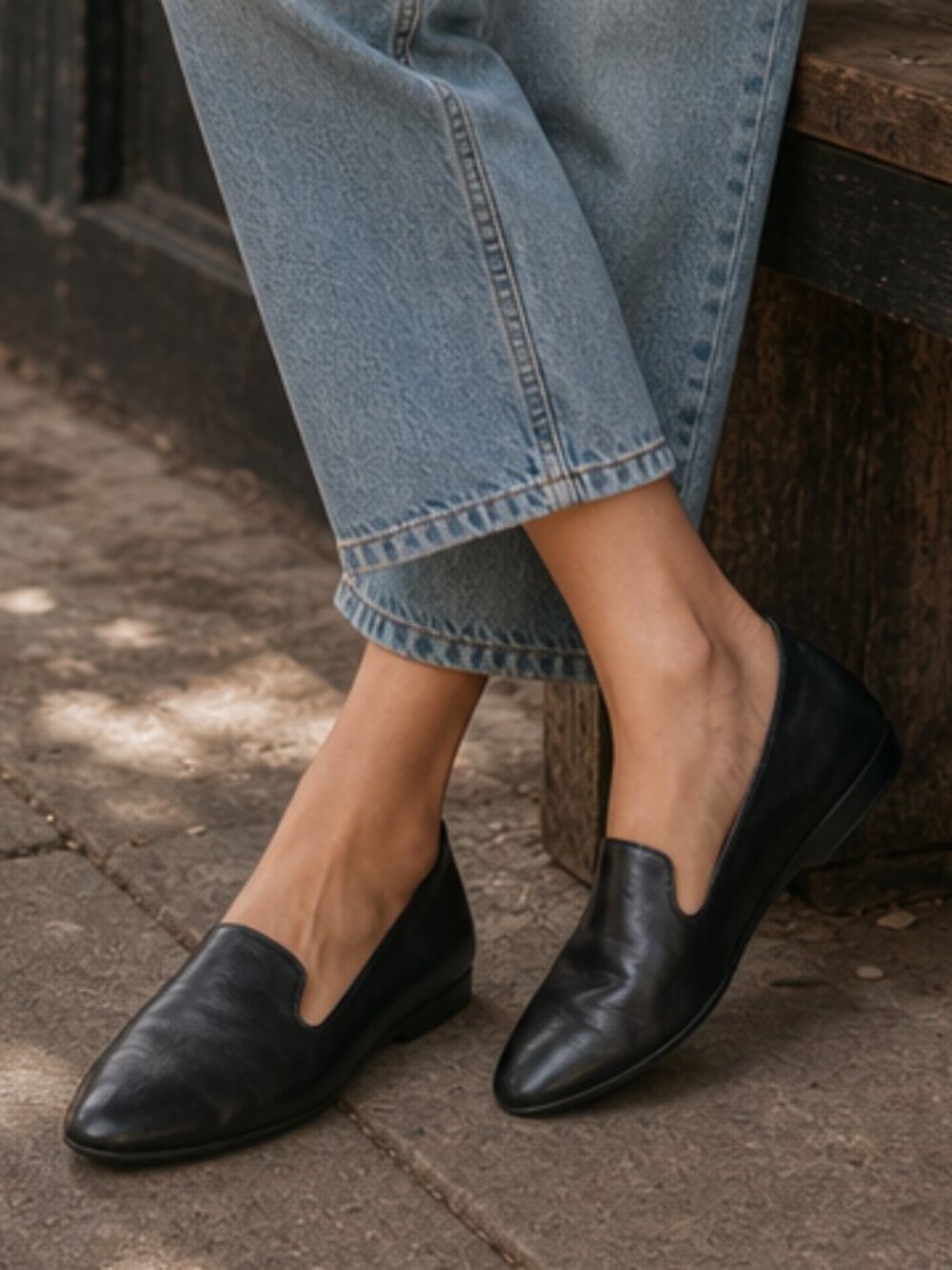 Naturalizer Lorna 7.5W Sleek Black Slip-On Leather Loafers